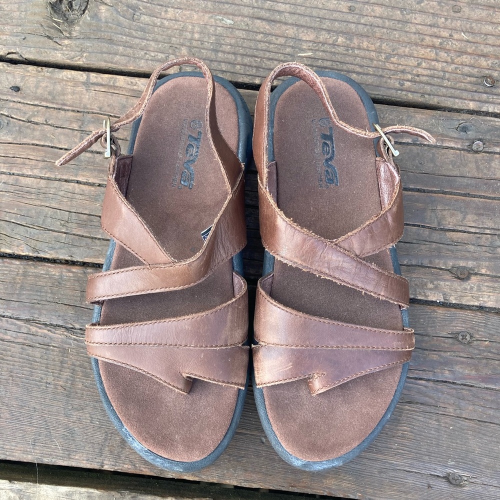 Teva Sandles 🪸